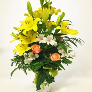 mazzo di fiori con lilium, alstroemeria, rose ed altri fiori